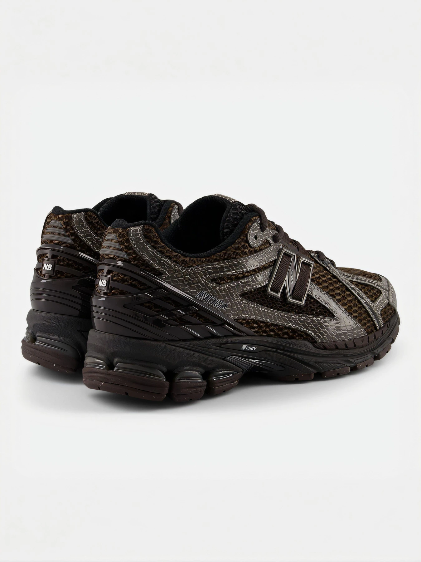 Кроссовки New Balance модель U19062NQ Кроссовки New Balance модель U19062NQ Фото