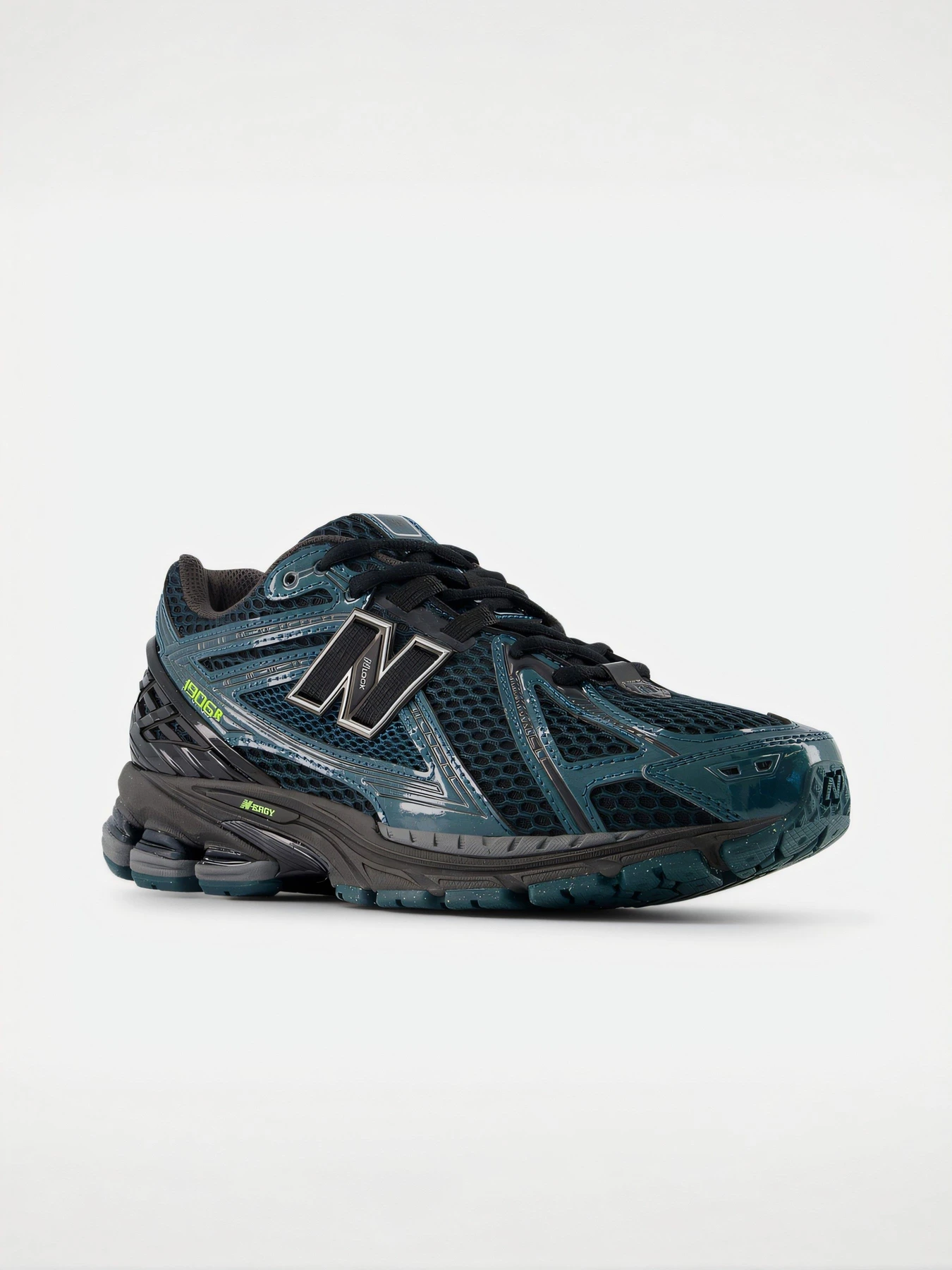 Кроссовки New Balance модель U190646S Кроссовки New Balance модель U190646S Фото