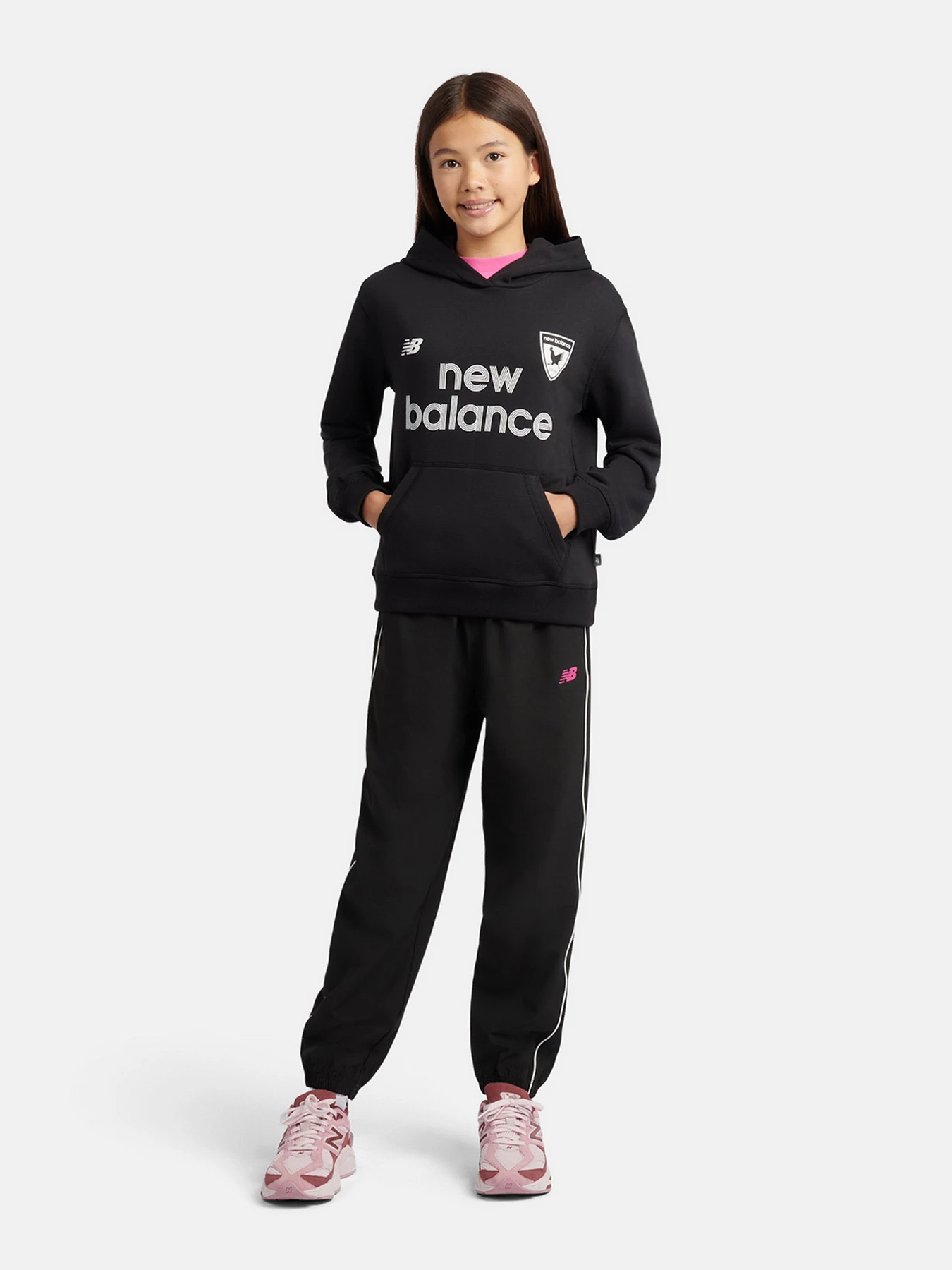 Худи и свитшоты New Balance модель YT61B4XQBK Худи и свитшоты New Balance модель YT61B4XQBK Фото