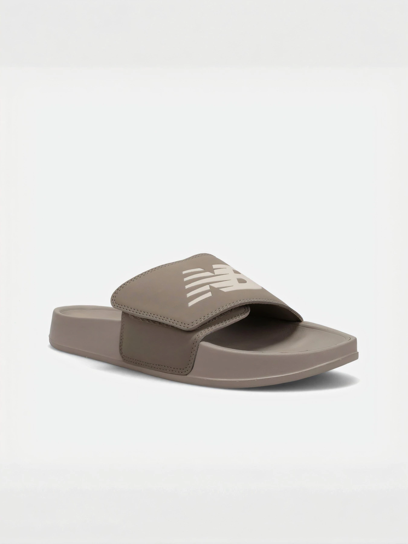 Шлёпанцы New Balance модель SUA200K3 Фото