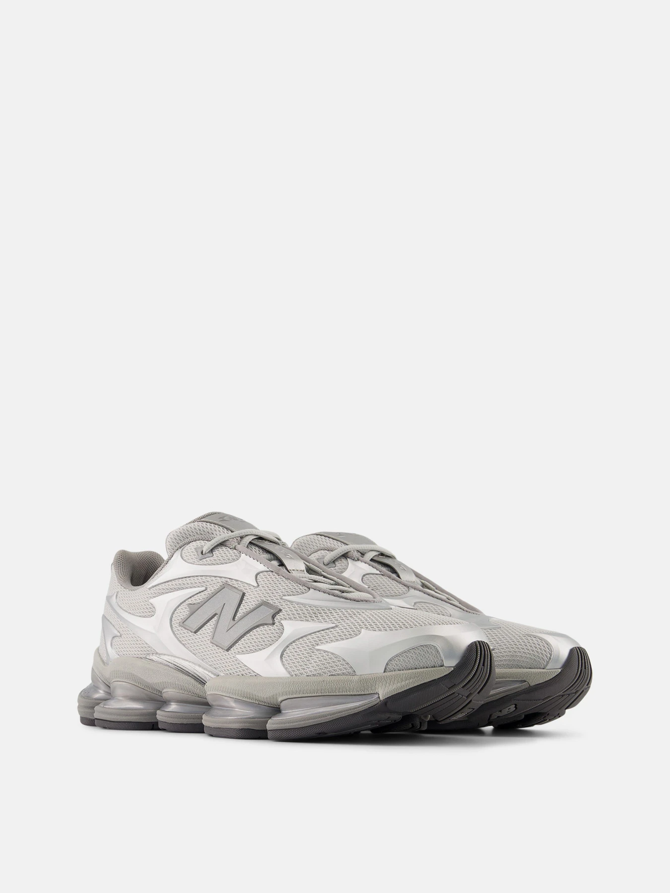 Кроссовки New Balance модель U20005UW Кроссовки New Balance модель U20005UW Фото