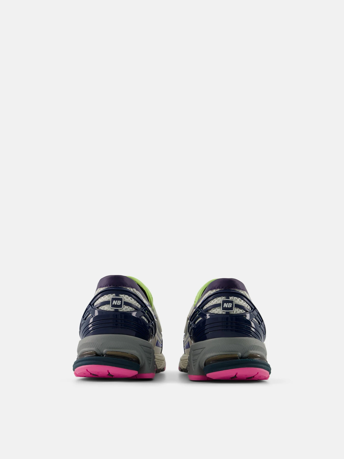 Кроссовки New Balance модель U190667K Кроссовки New Balance модель U190667K Фото