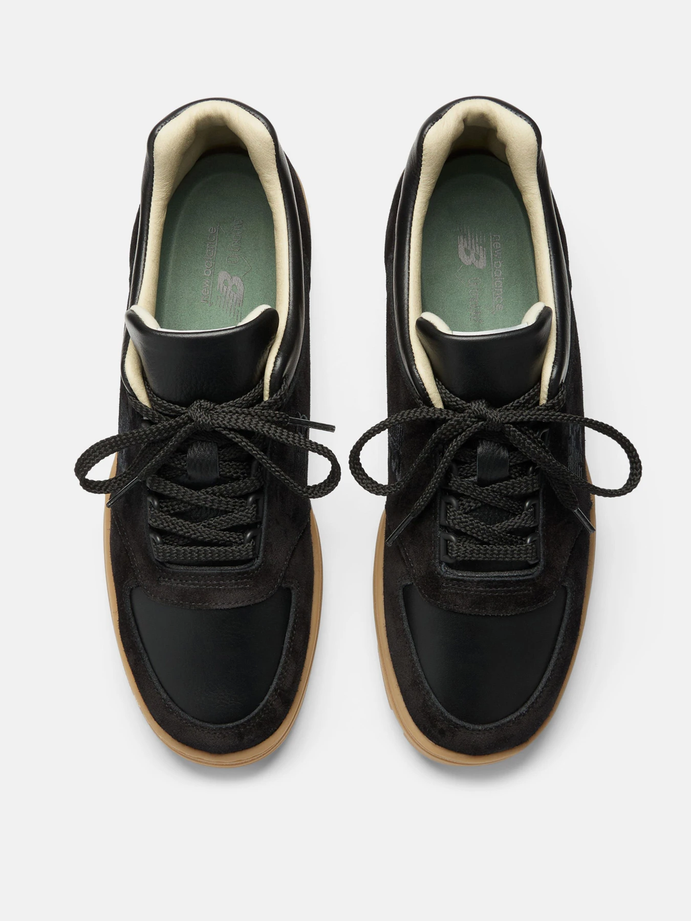 Кроссовки New Balance модель UADWKKB Кроссовки New Balance модель UADWKKB Фото