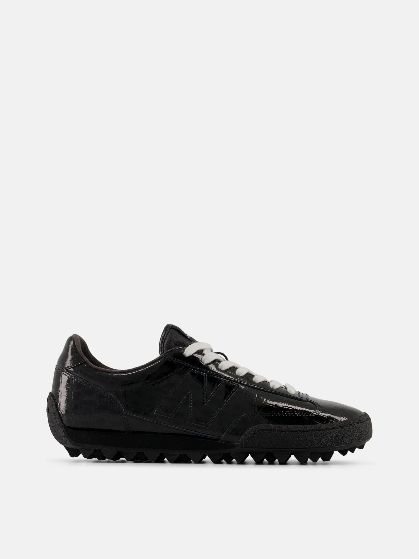Кроссовки New Balance модель UGTR2SV Кроссовки New Balance модель UGTR2SV Фото