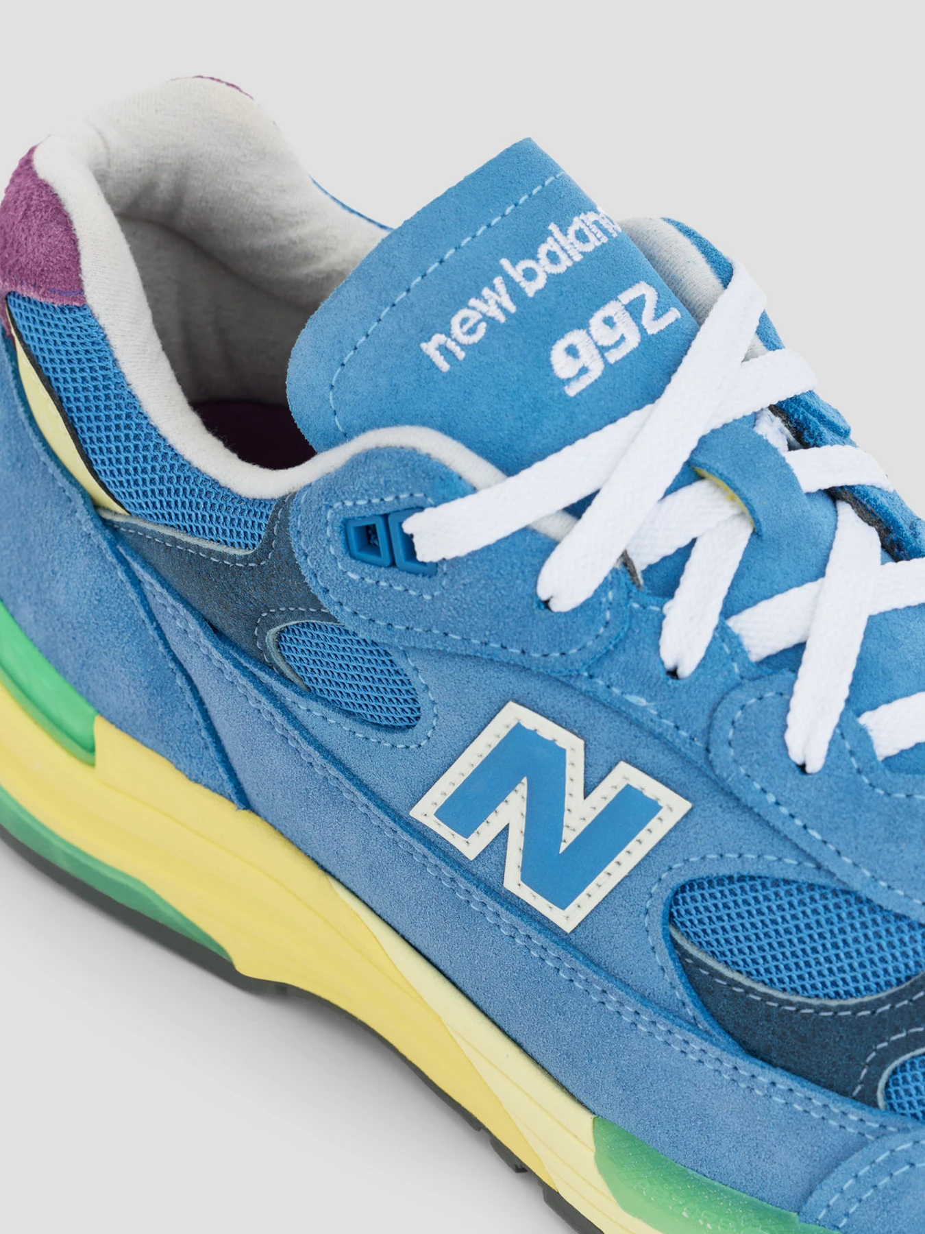 Кроссовки New Balance модель U9929NF Кроссовки New Balance модель U9929NF Фото