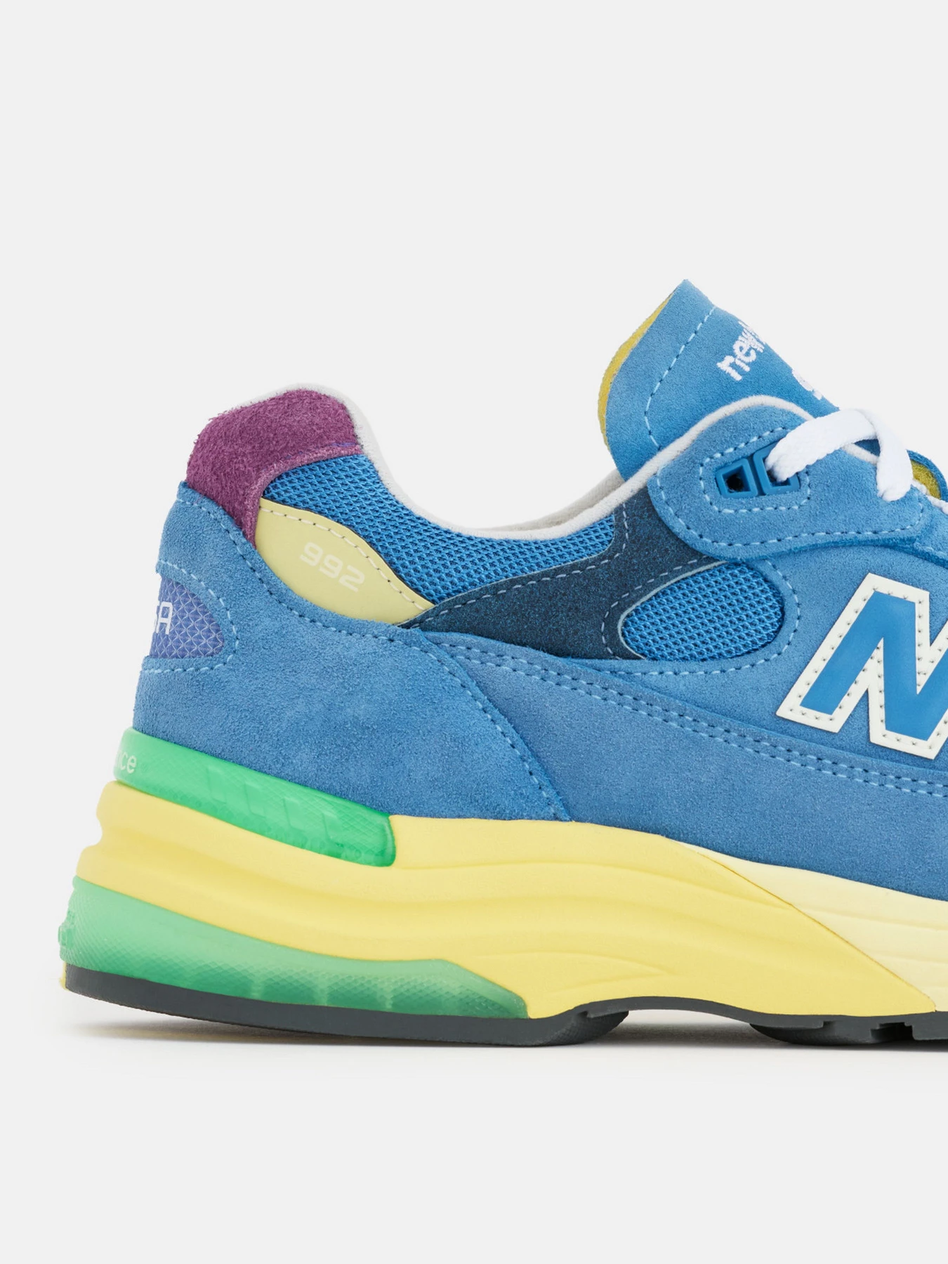 Кроссовки New Balance модель U9929NF Кроссовки New Balance модель U9929NF Фото