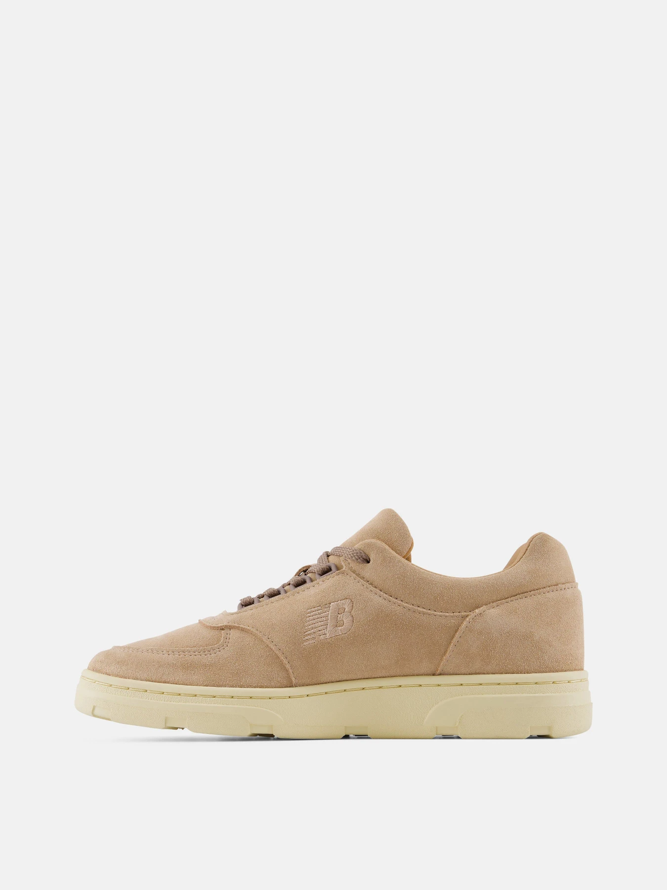 Кроссовки New Balance модель UADWCRM Кроссовки New Balance модель UADWCRM Фото