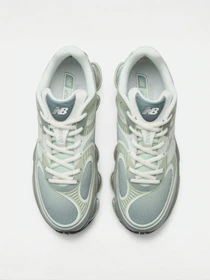 Кроссовки New Balance модель U20002UU Фото