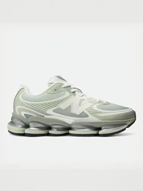Кроссовки New Balance модель U20002UU Фото