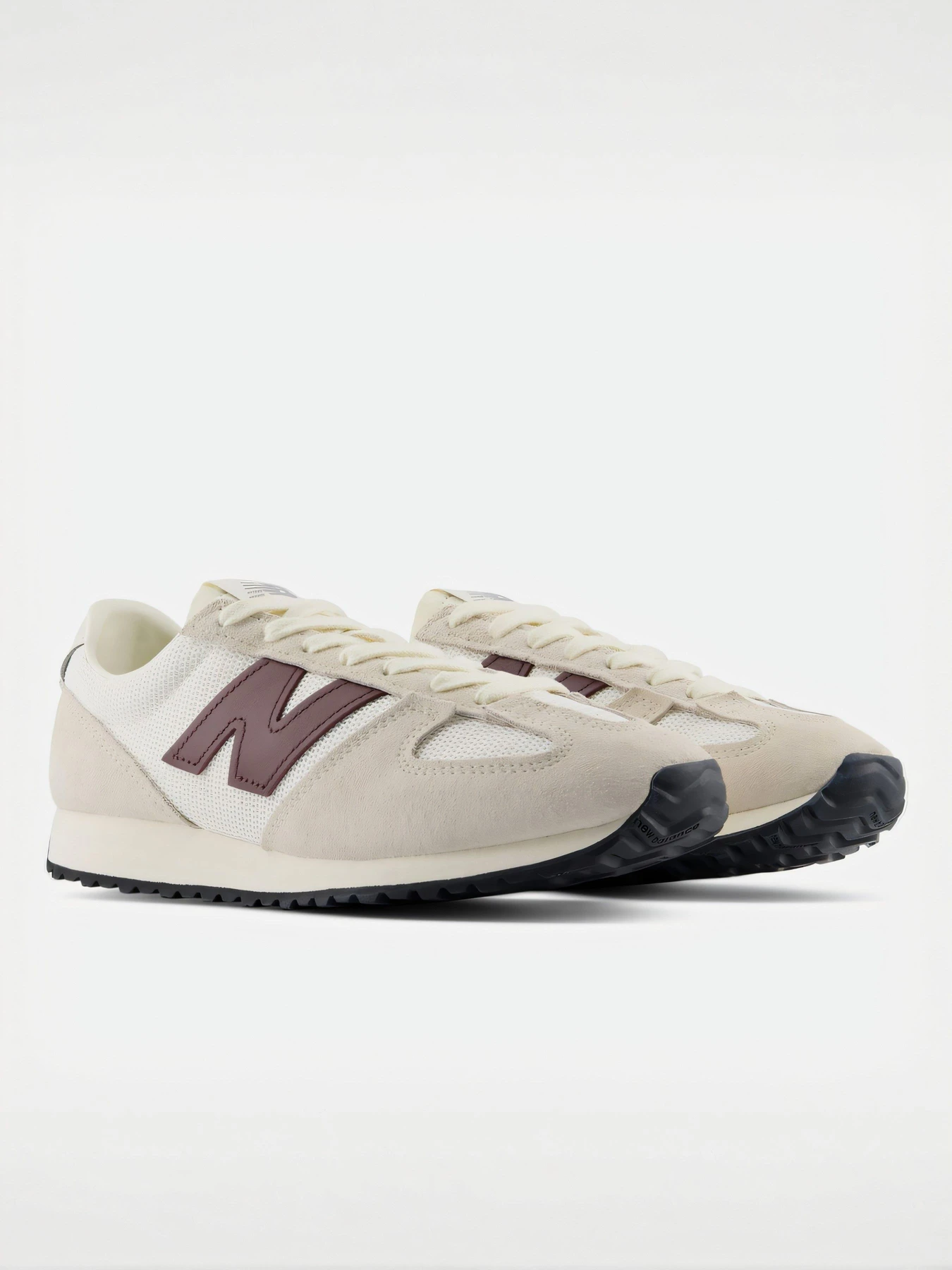 Кроссовки New Balance модель U4718Y4 Кроссовки New Balance модель U4718Y4 Фото