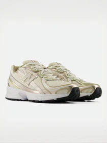 Кроссовки New Balance модель U7407DS Фото