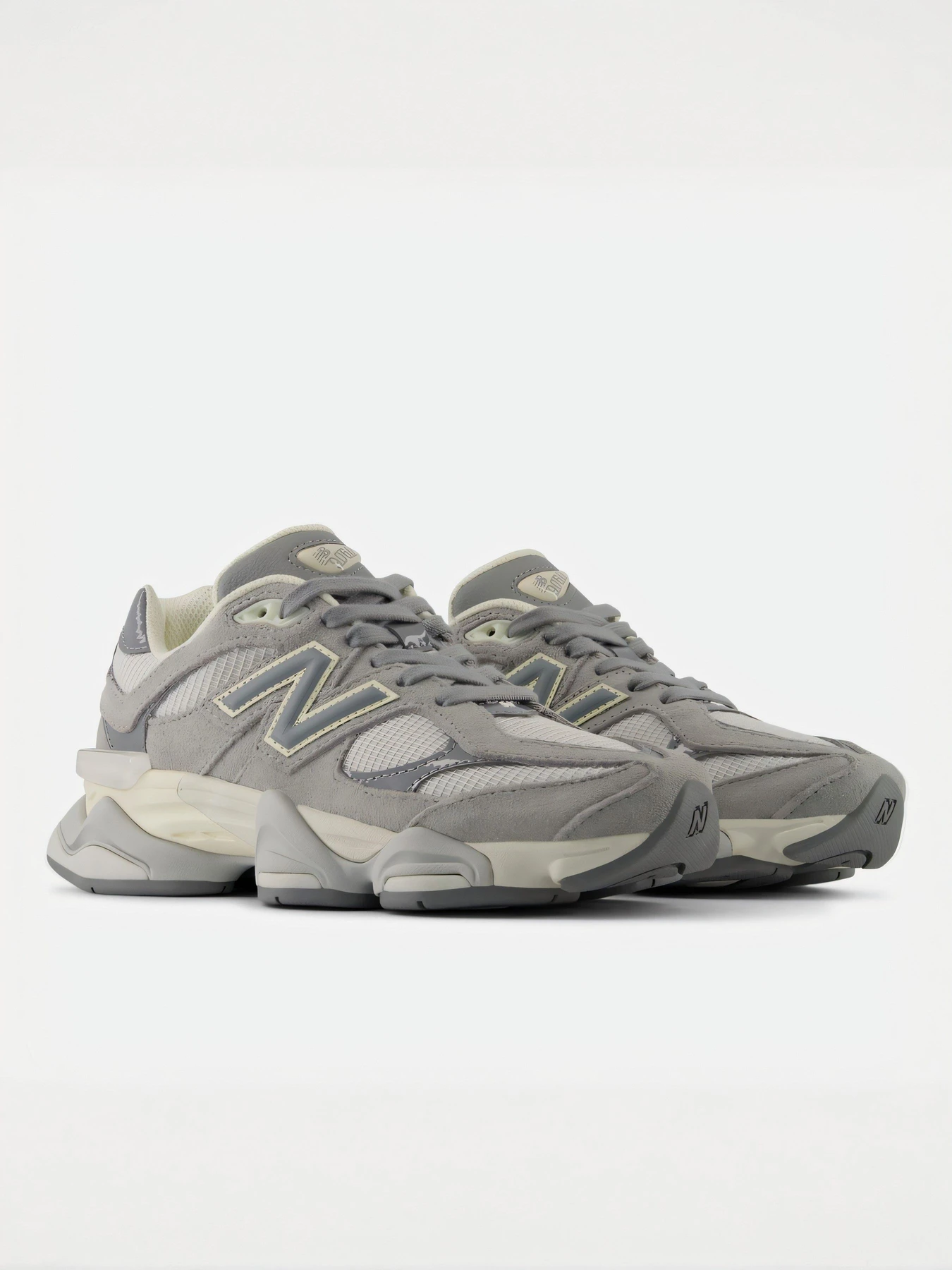 Кроссовки New Balance модель U90609Z4 Кроссовки New Balance модель U90609Z4 Фото