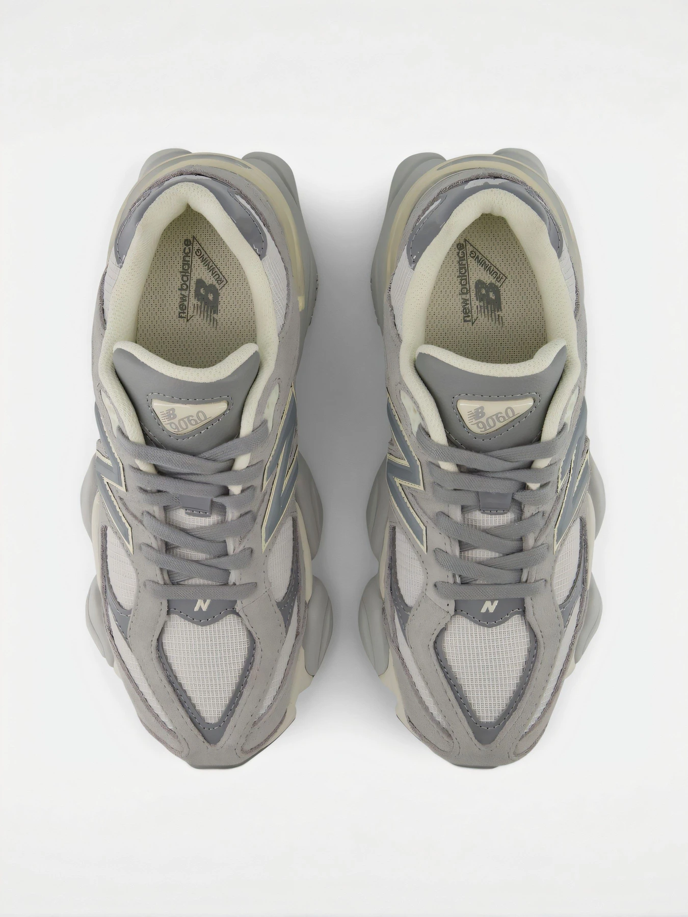 Кроссовки New Balance модель U90609Z4 Кроссовки New Balance модель U90609Z4 Фото