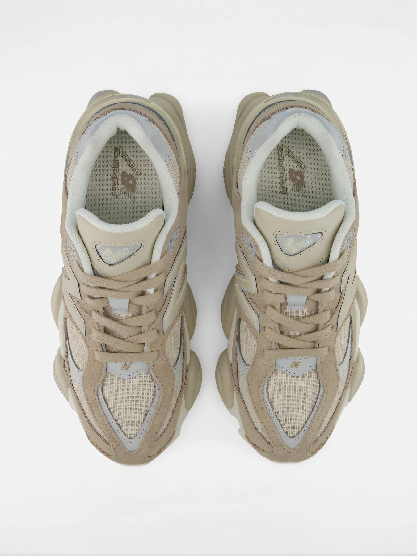Кросівки New Balance модель U90608AP Кросівки New Balance модель U90608AP Фото