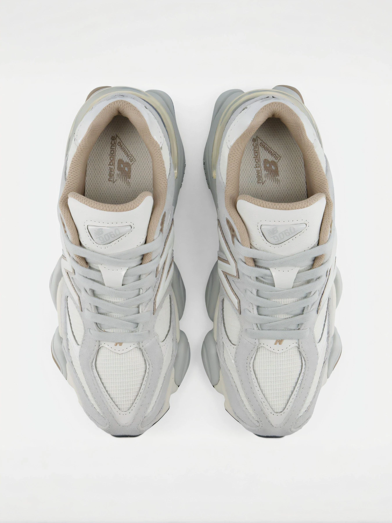 Кроссовки New Balance модель U906011M Кроссовки New Balance модель U906011M Фото