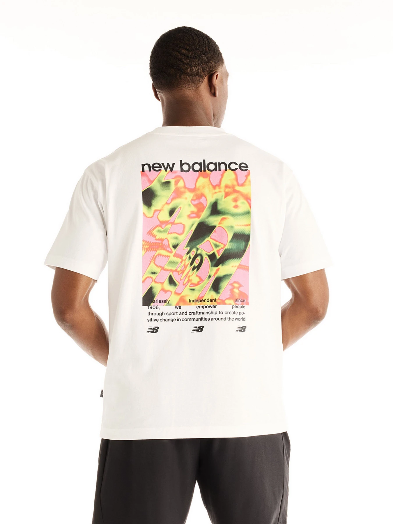 Футболки и поло New Balance модель MT62O0CVWT Футболки и поло New Balance модель MT62O0CVWT Фото