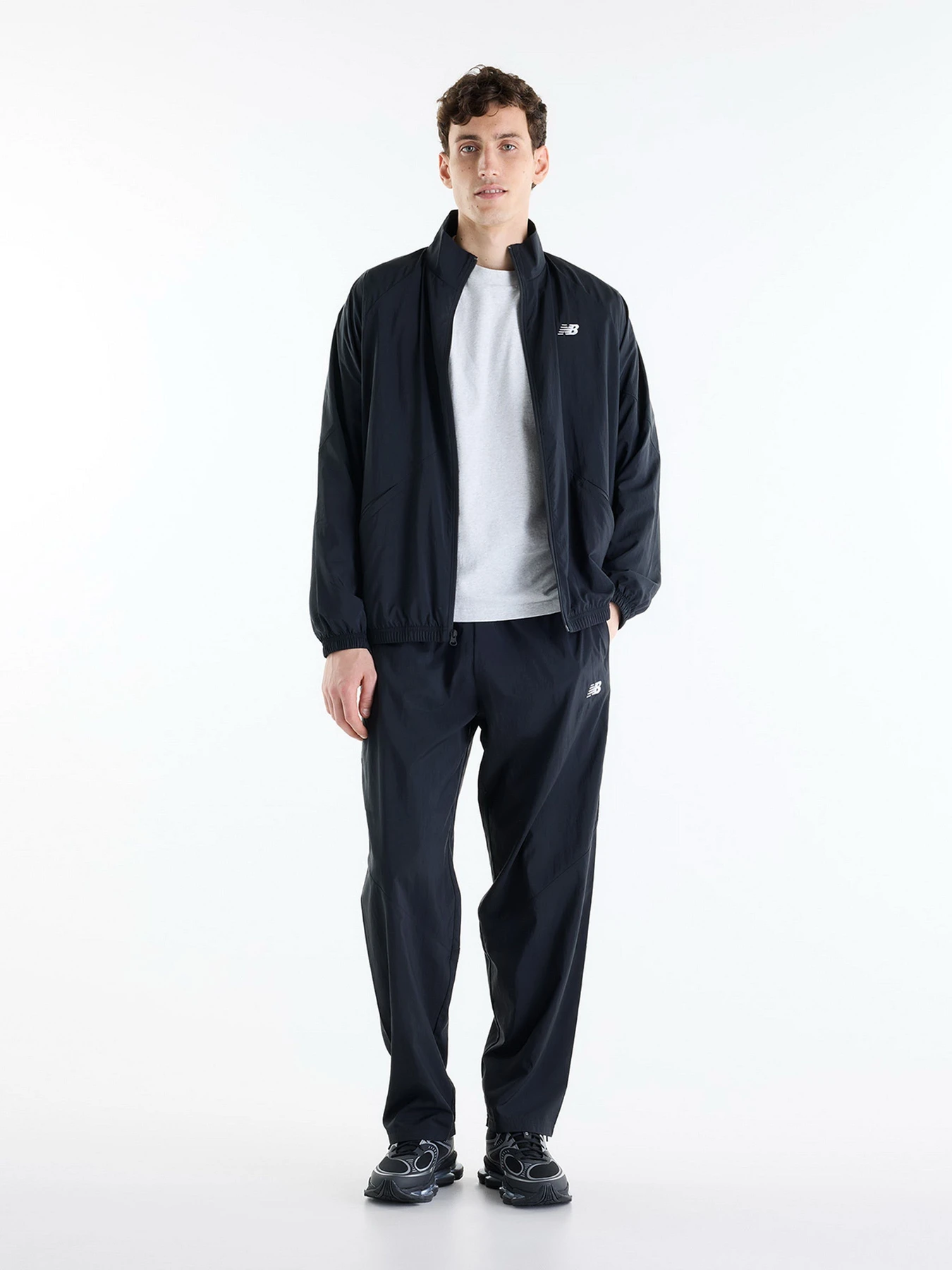 Брюки New Balance модель MB61R010BKK Брюки New Balance модель MB61R010BKK Фото