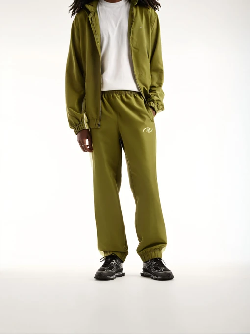 Штани New Balance модель MB62A8LTGEE Фото