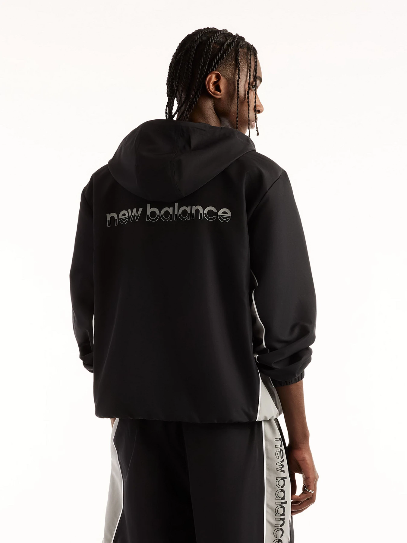 Куртки и дубленки New Balance модель MJ62Y8SJBK Куртки и дубленки New Balance модель MJ62Y8SJBK Фото