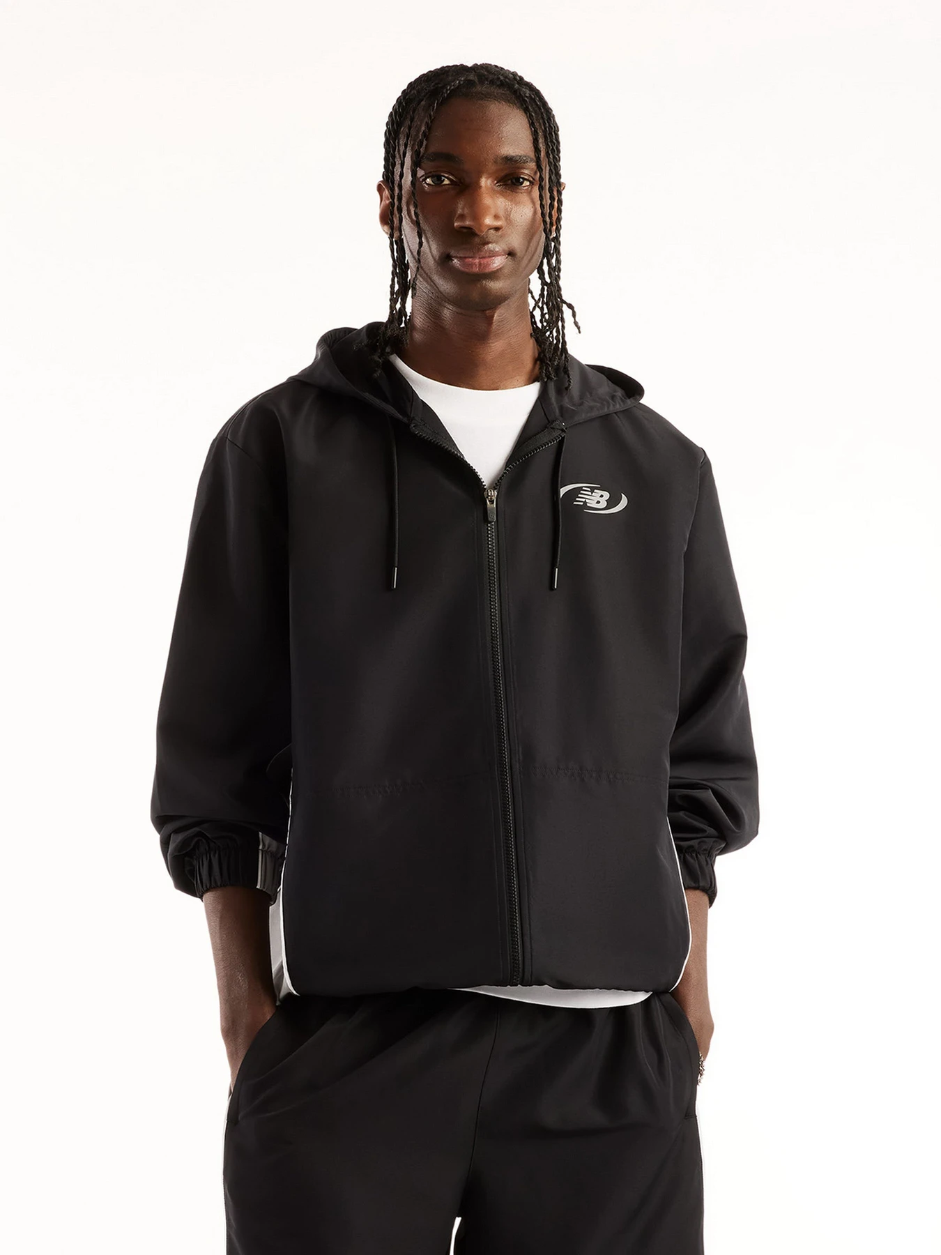 Куртки и дубленки New Balance модель MJ62Y8SJBK Куртки и дубленки New Balance модель MJ62Y8SJBK Фото