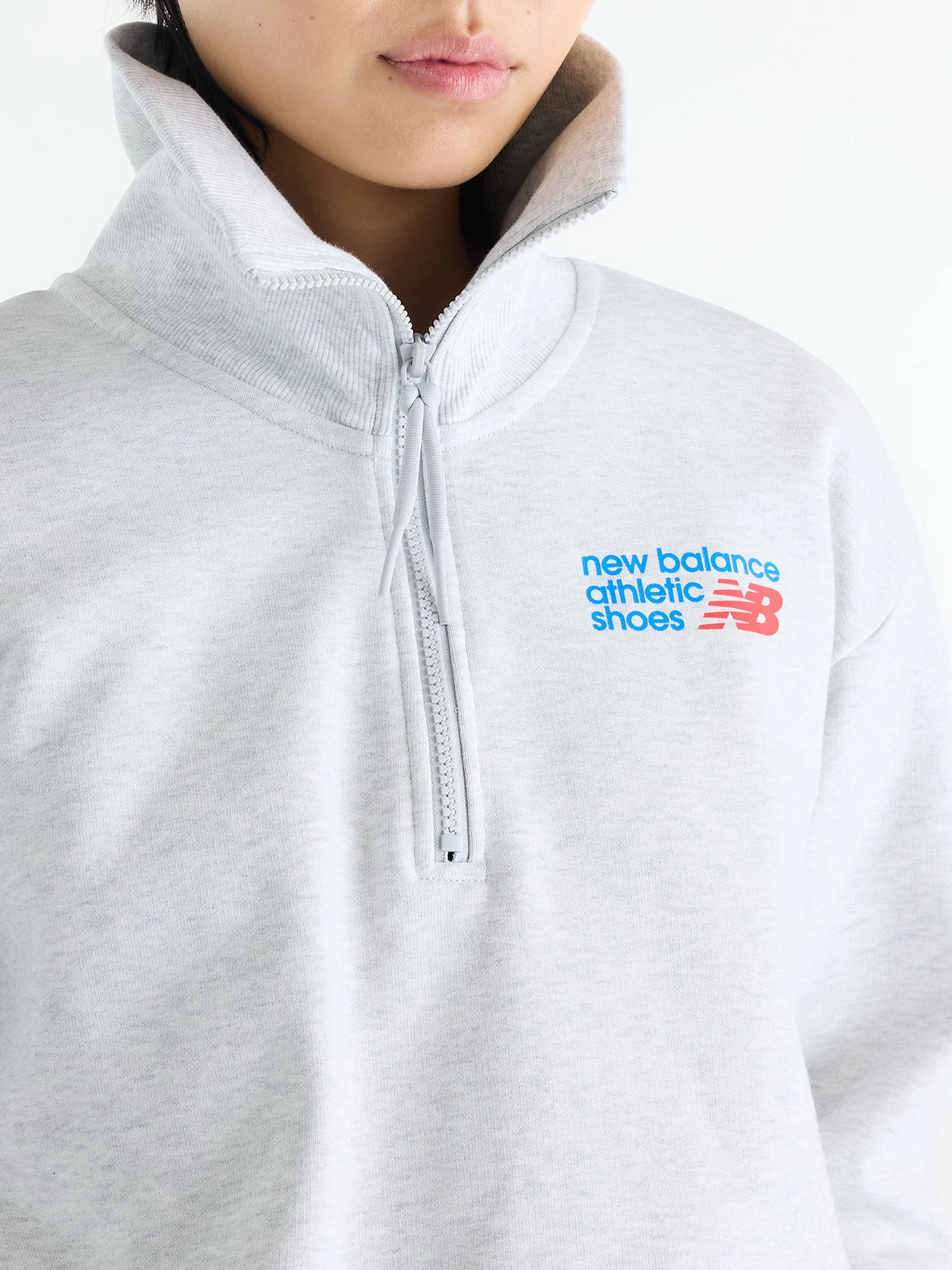 Худи и свитшоты New Balance модель WT62P1FSAHH Худи и свитшоты New Balance модель WT62P1FSAHH Фото