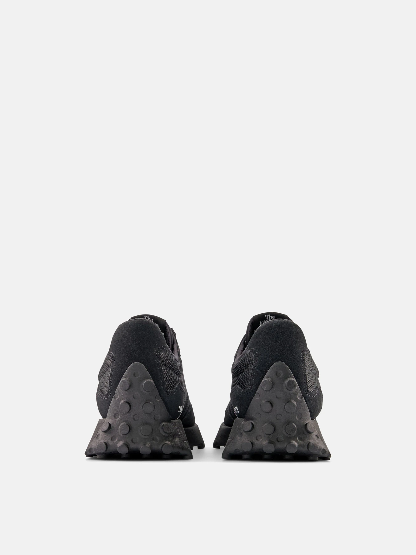 Кроссовки New Balance 327 модель MS327CTB Фото