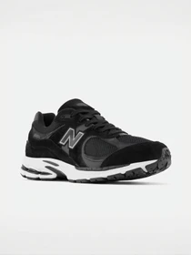 Кросівки New Balance модель M2002RBK Фото