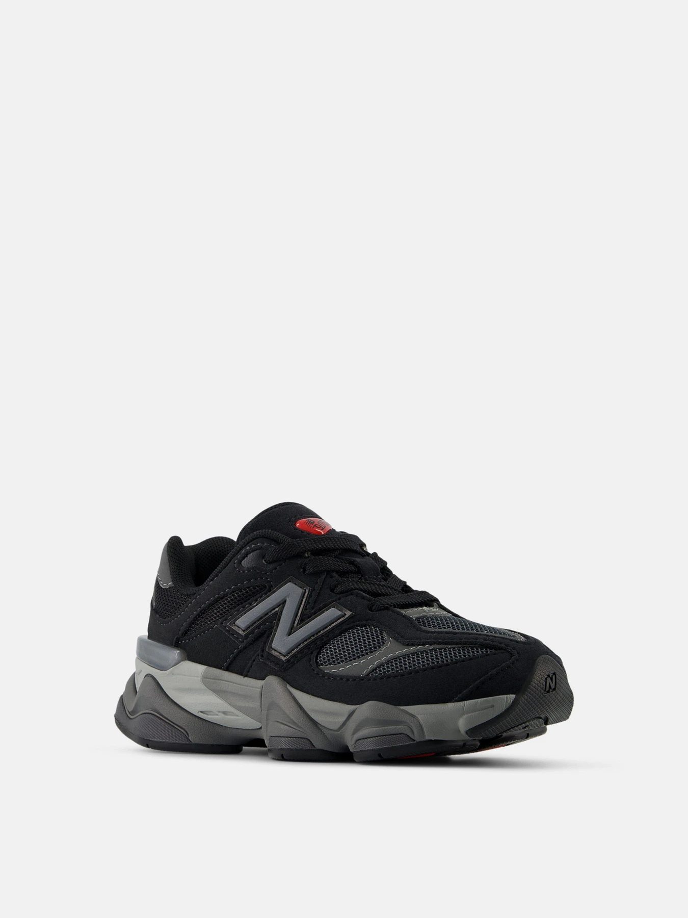 Кроссовки New Balance 9060 модель PC9060BK Кроссовки New Balance 9060 модель PC9060BK Фото