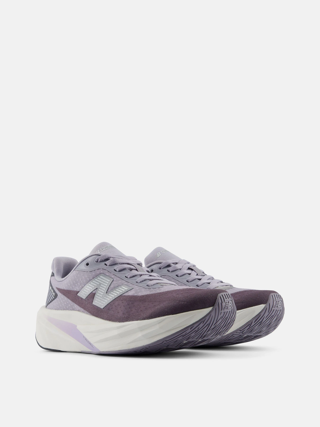Кросівки New Balance FuelCell Rebel v5 модель WFCX906 Фото
