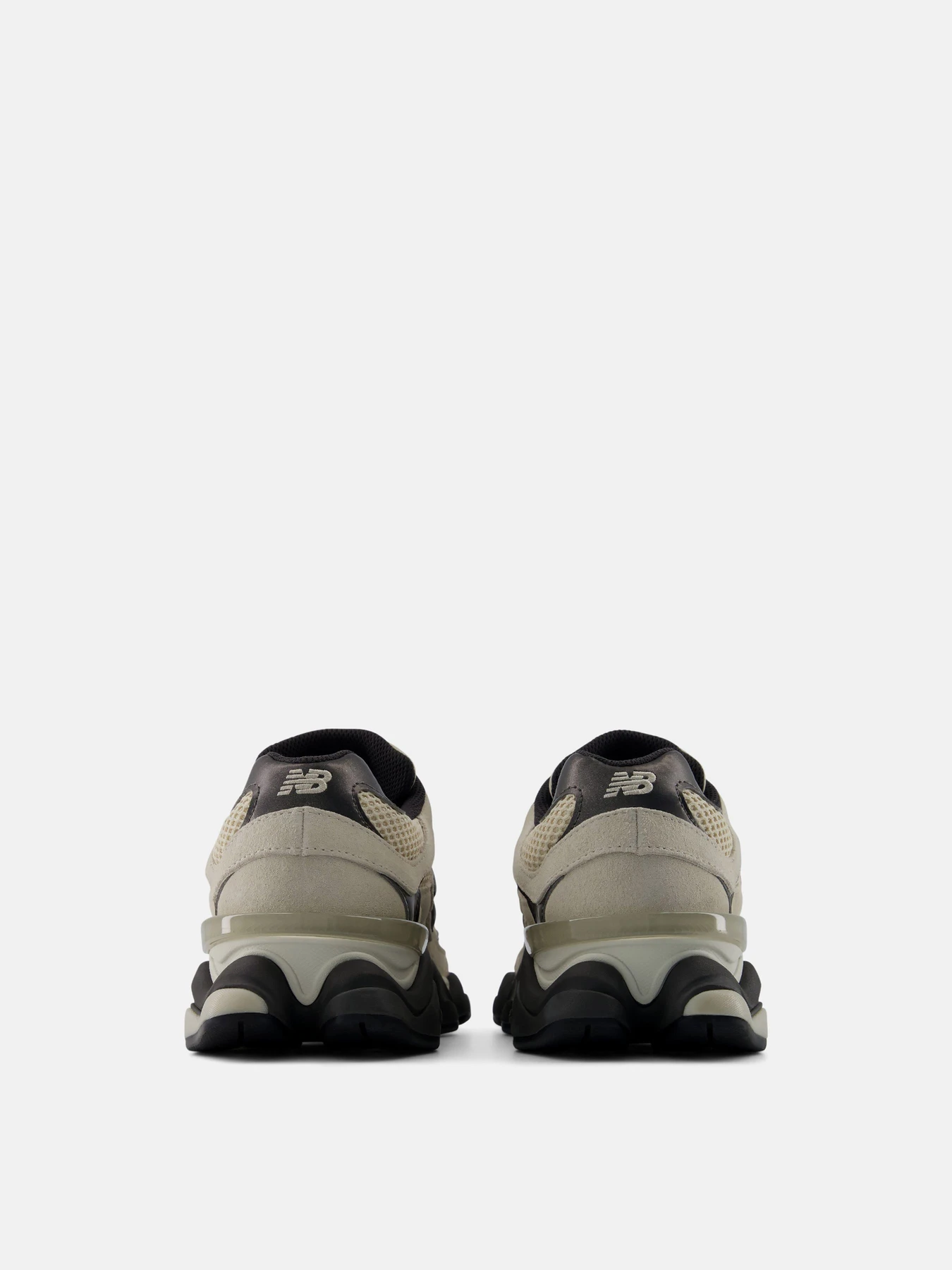 Кросівки New Balance 9060 модель U90606H1 Кросівки New Balance 9060 модель U90606H1 Фото
