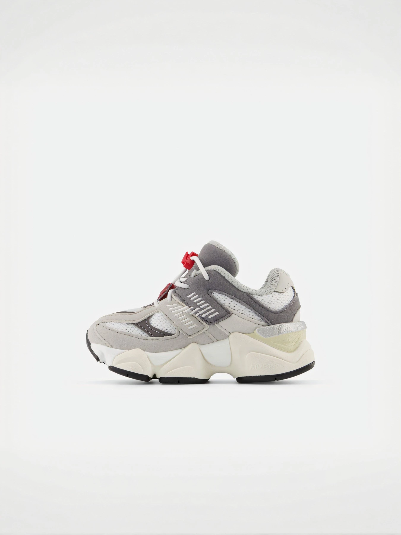 Кроссовки New Balance модель IV9060GY Кроссовки New Balance модель IV9060GY Фото