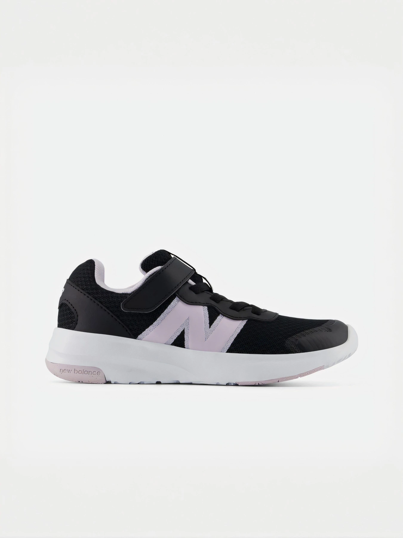 Кроссовки New Balance модель P57823W Кроссовки New Balance модель P57823W Фото