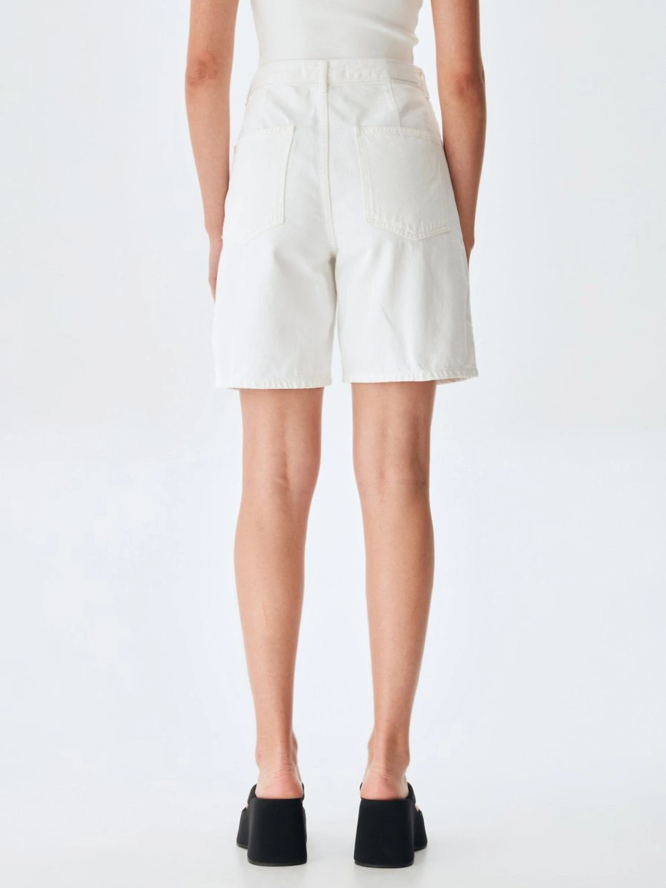 Шорты LTB Jeans модель 61124.16445.100 Шорты LTB Jeans модель 61124.16445.100 Фото