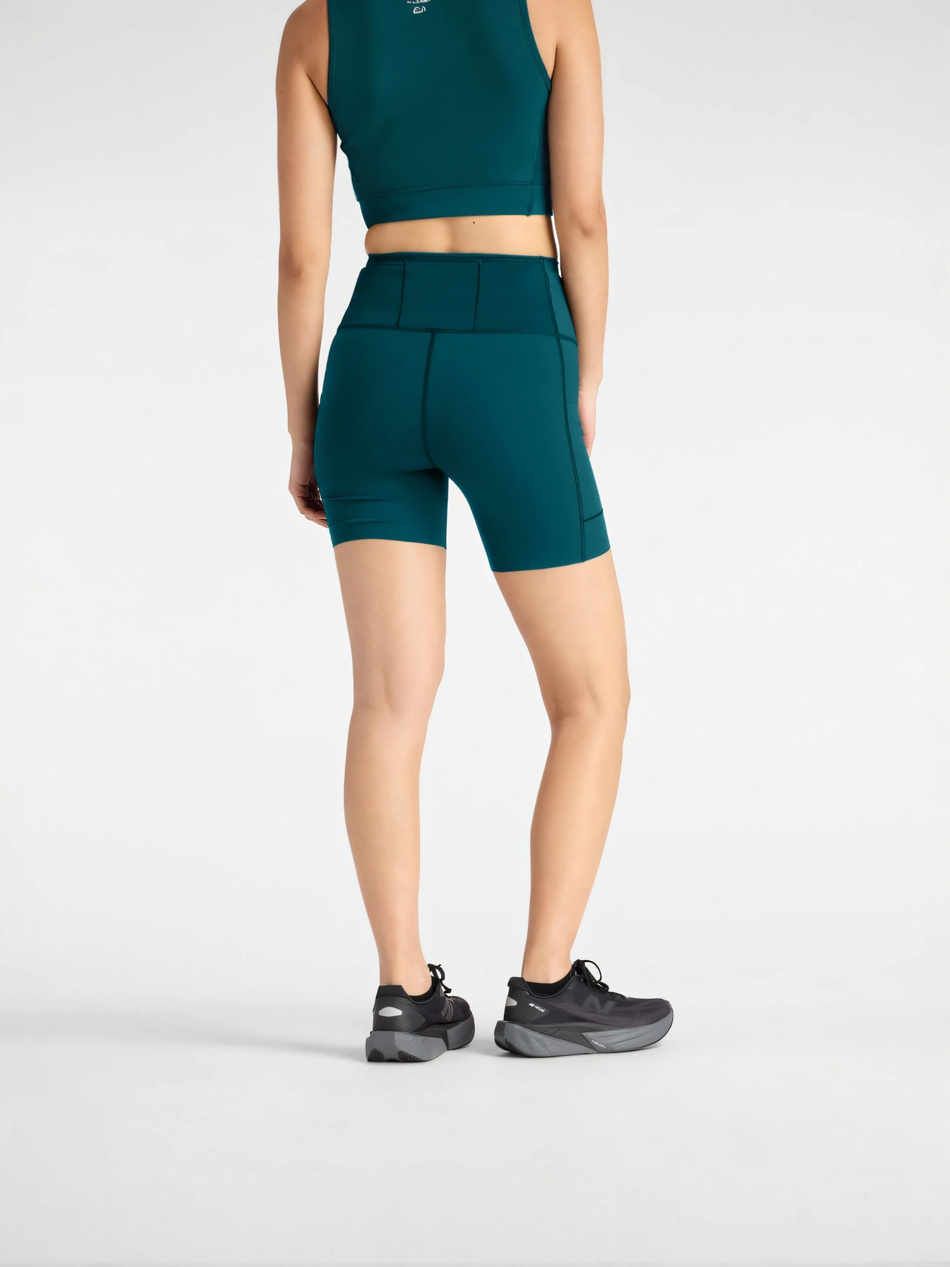Шорты New Balance модель WB61I098AAV Шорты New Balance модель WB61I098AAV Фото