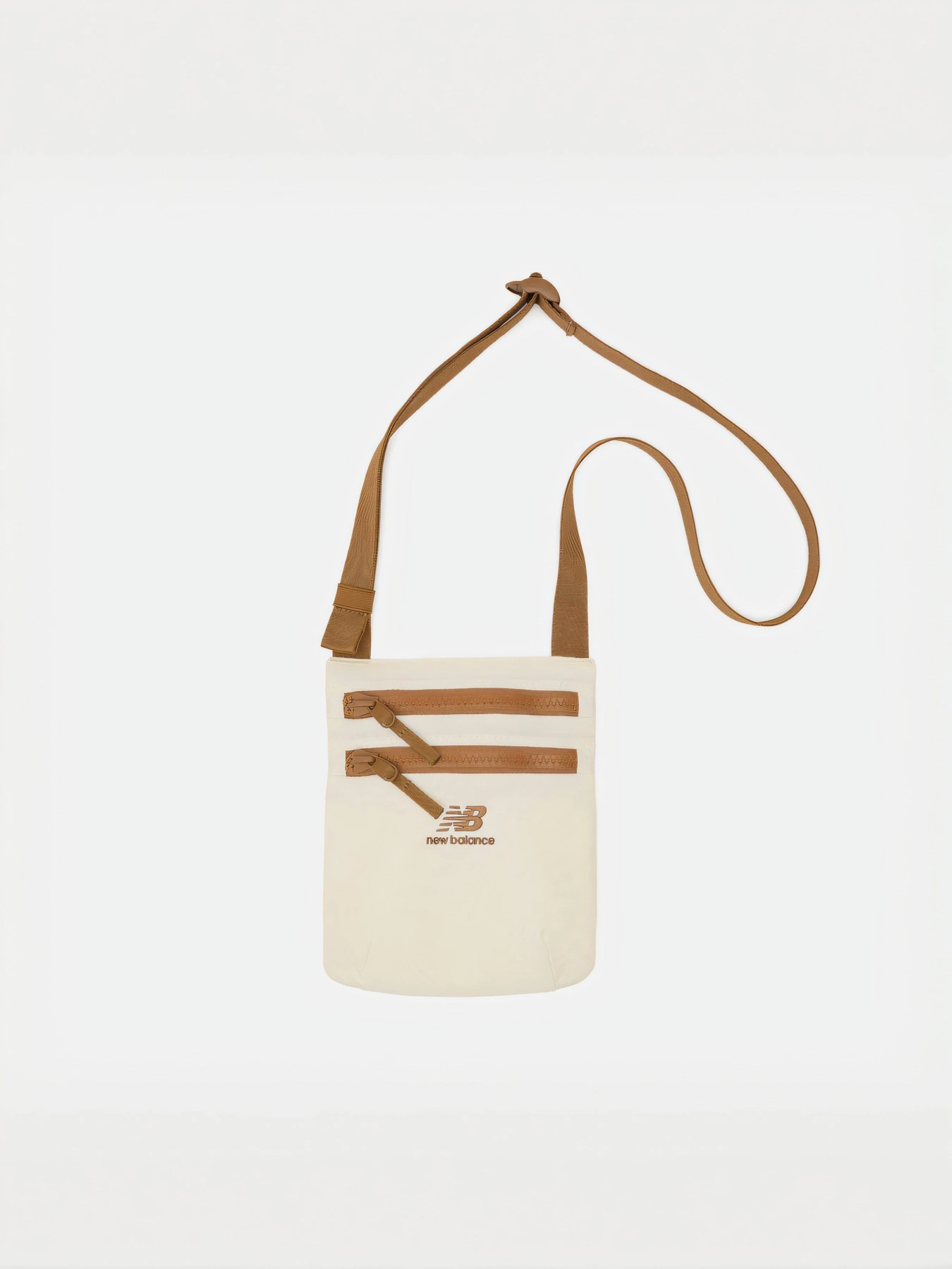 Сумки New Balance Urban Sling Bag модель AC54993AGA Сумки New Balance Urban Sling Bag модель AC54993AGA Фото