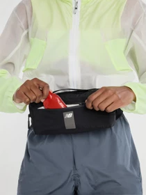 Сумки New Balance Run Sling Belt модель AC8871TBK Фото