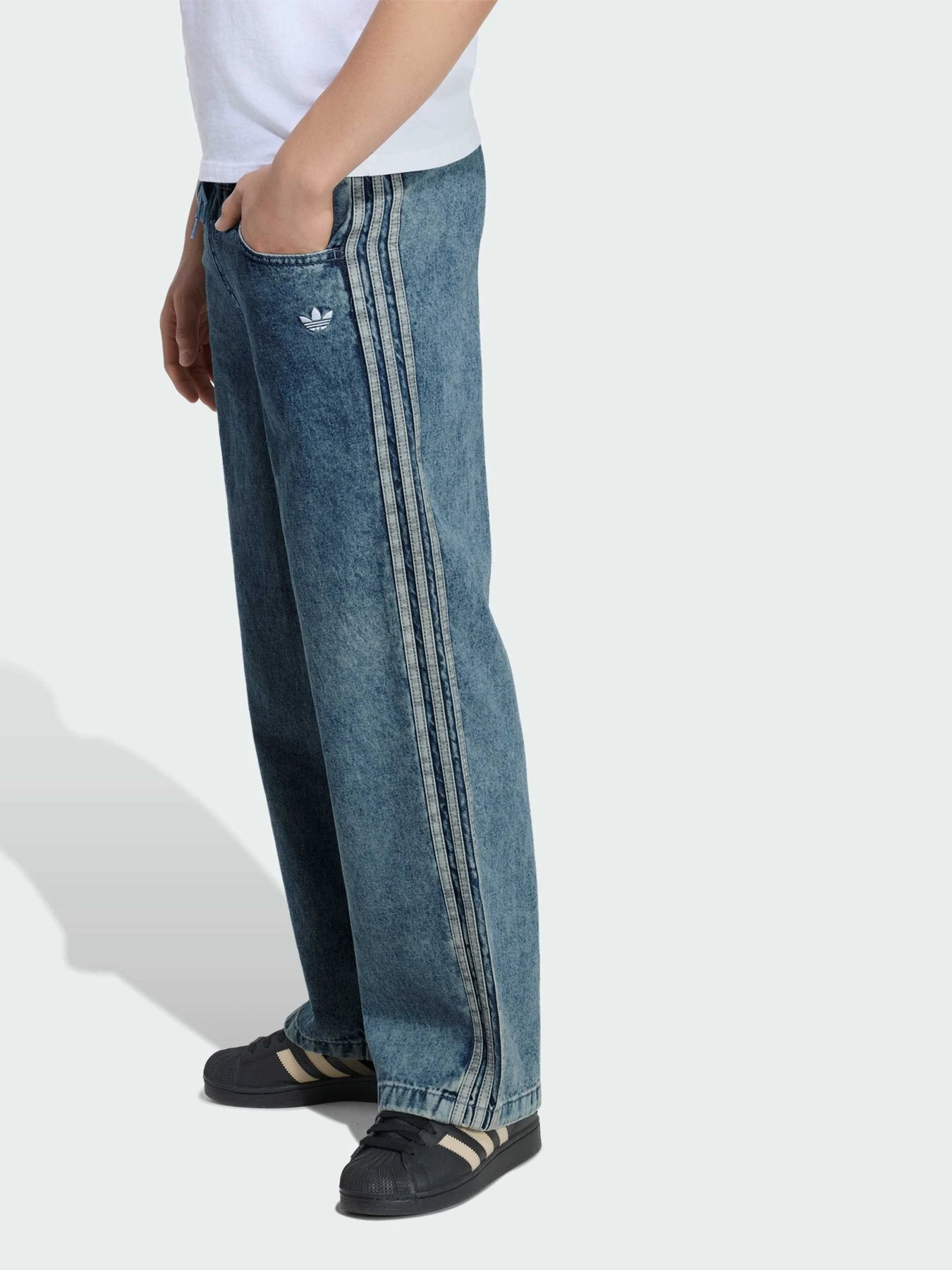 Джинсы Adidas модель KR6531 Джинсы Adidas модель KR6531 Фото