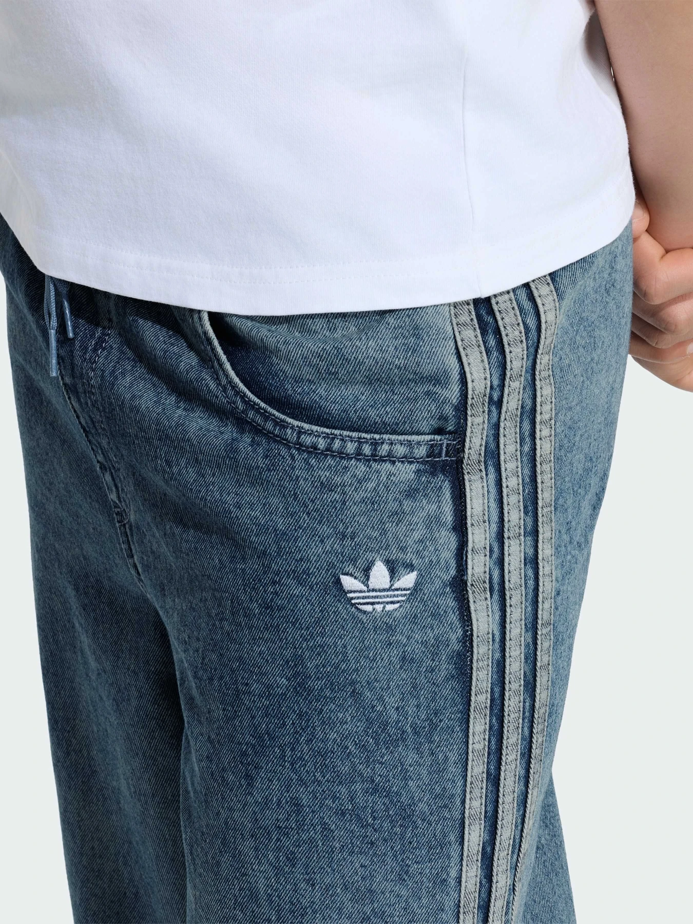 Джинсы Adidas модель KR6531 Джинсы Adidas модель KR6531 Фото