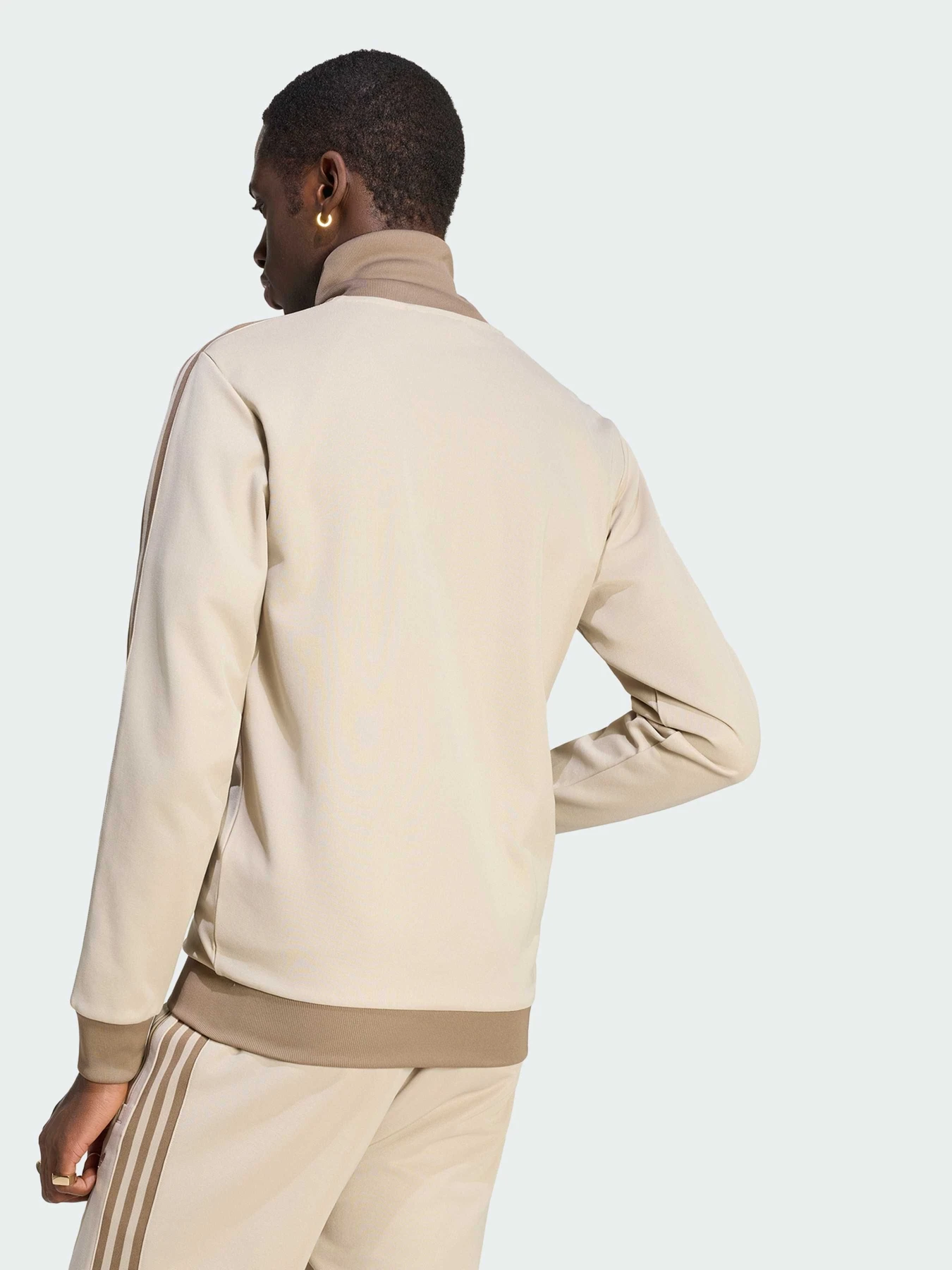 Худи и свитшоты Adidas модель KT5044 Худи и свитшоты Adidas модель KT5044 Фото