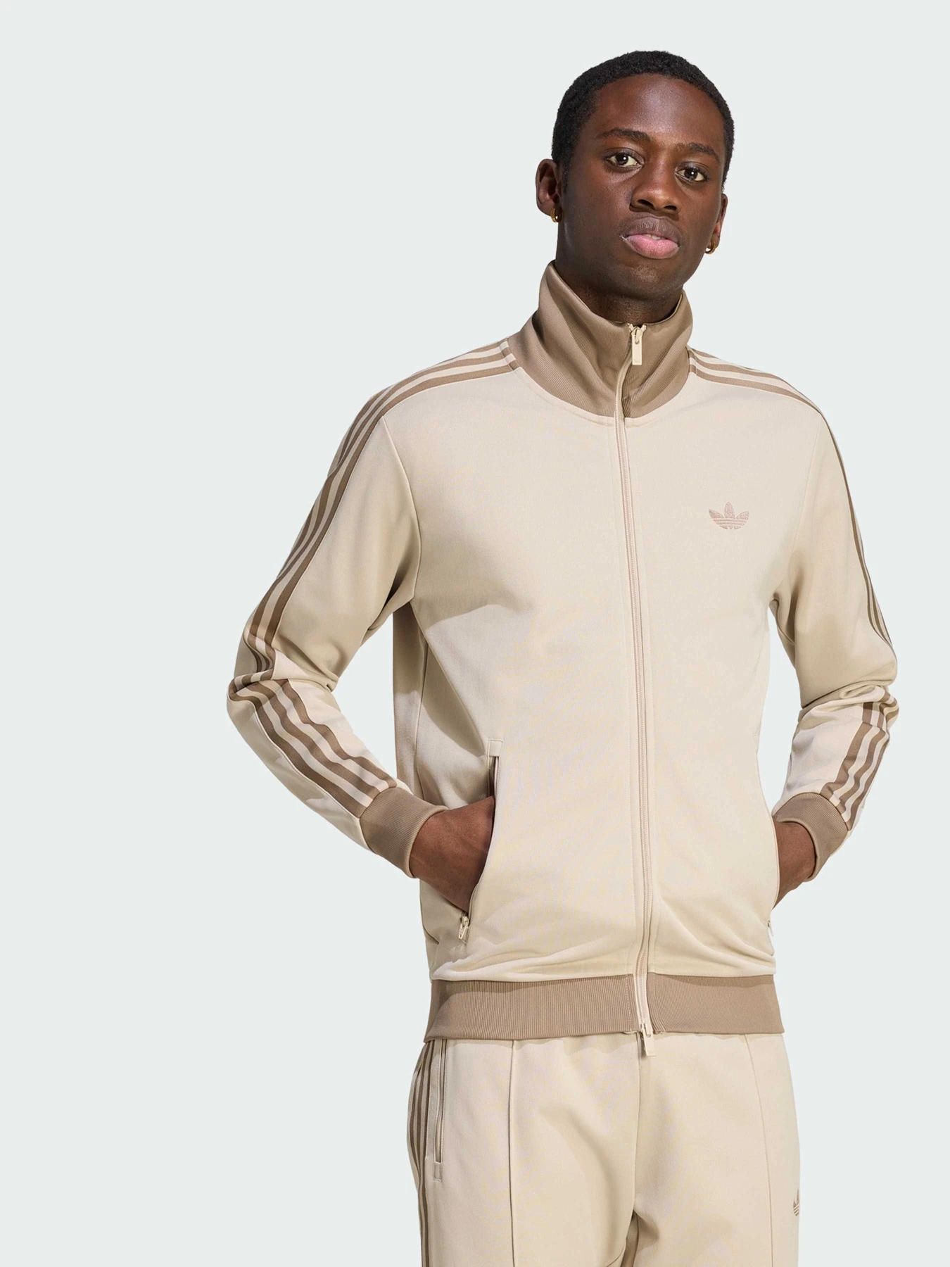 Худи и свитшоты Adidas модель KT5044 Худи и свитшоты Adidas модель KT5044 Фото