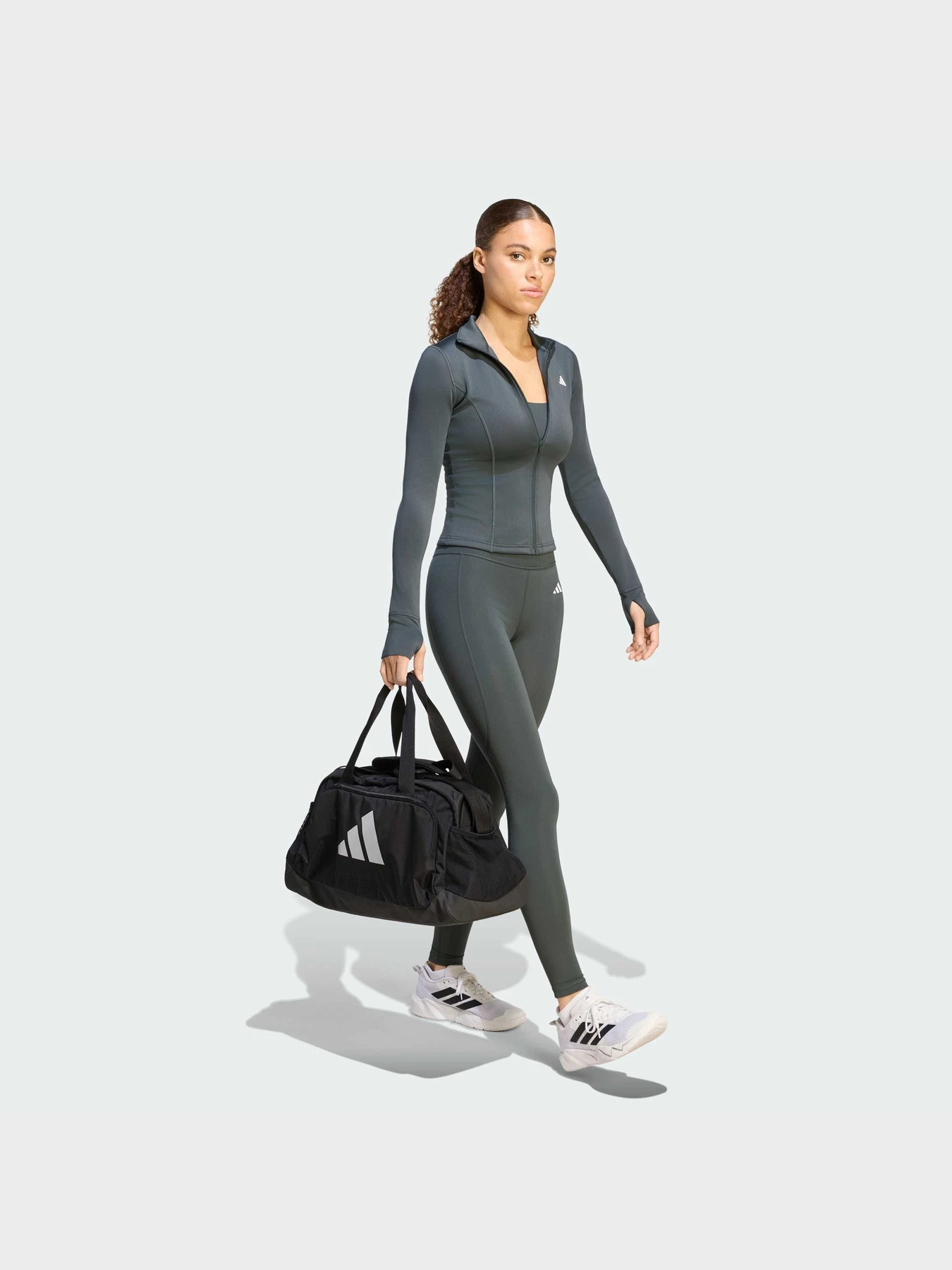 Худи и свитшоты Adidas модель KT1257 Фото