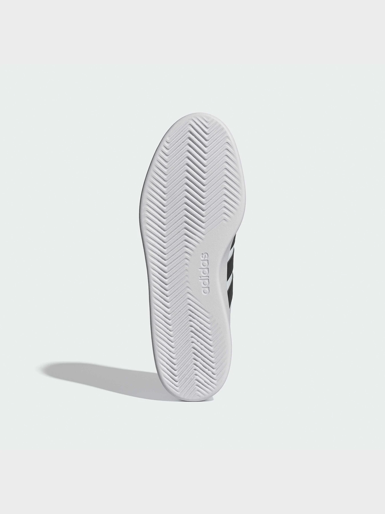Кеды Adidas модель JR3547 Кеды Adidas модель JR3547 Фото