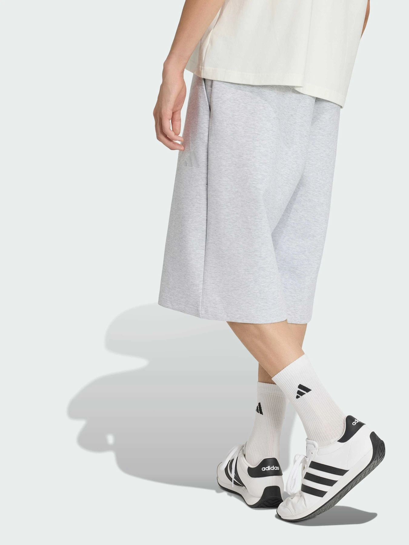 Шорты Adidas модель KS2781 Фото