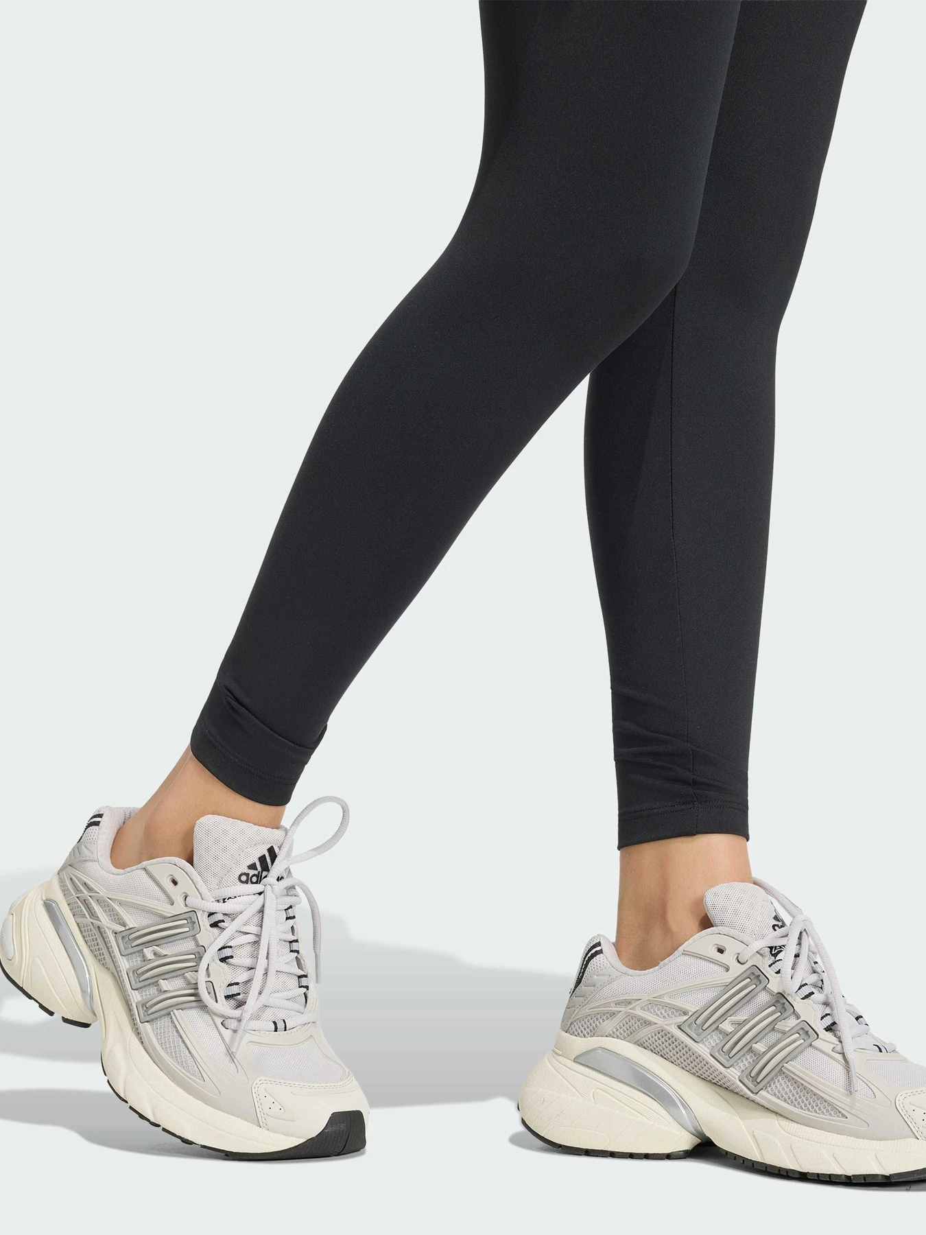 Штани Adidas Adidas Essentials модель KV9152 Фото