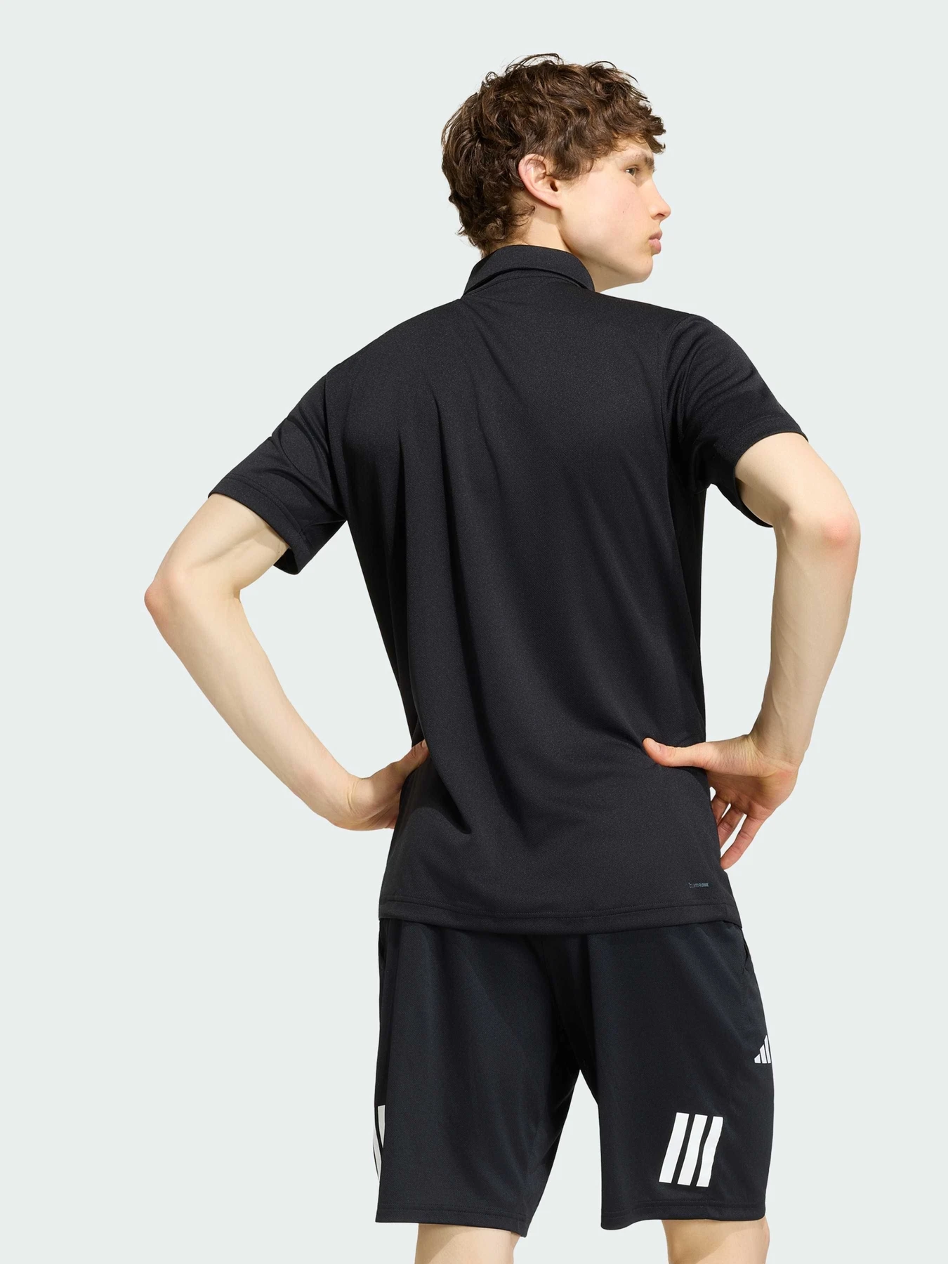 Футболки и поло Adidas модель KF7469 Футболки и поло Adidas модель KF7469 Фото