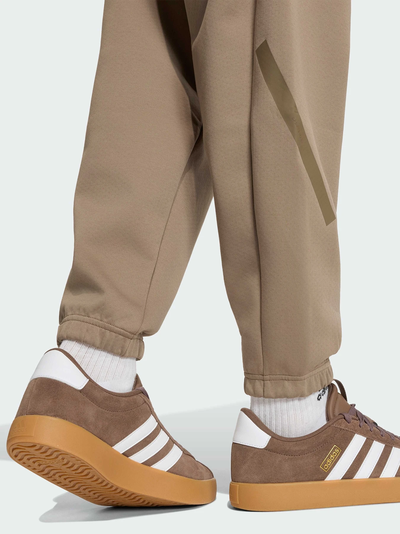 Брюки Adidas ZNE модель KF3809 Фото
