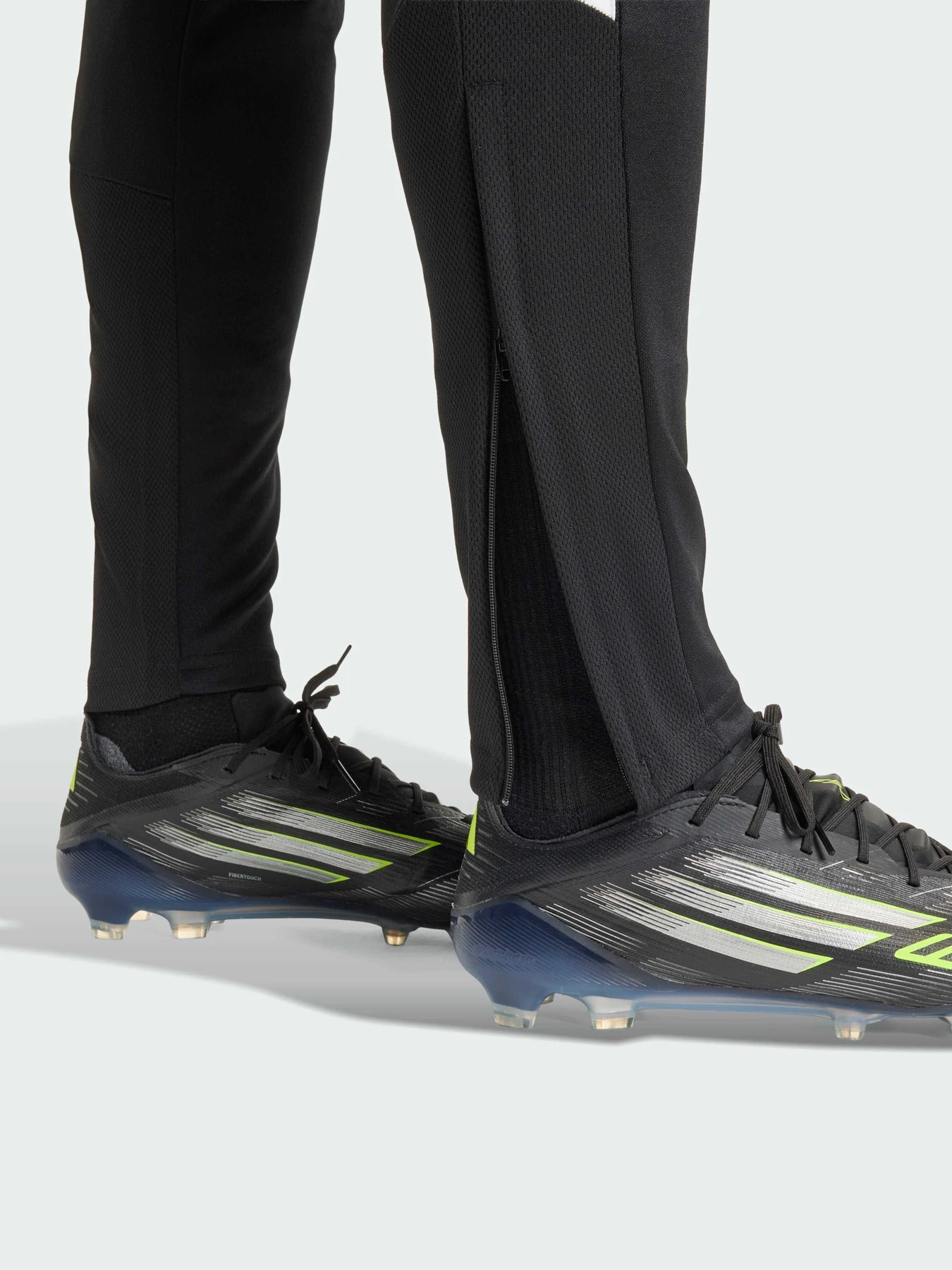 Штани Adidas Tiro модель KH1751 Фото