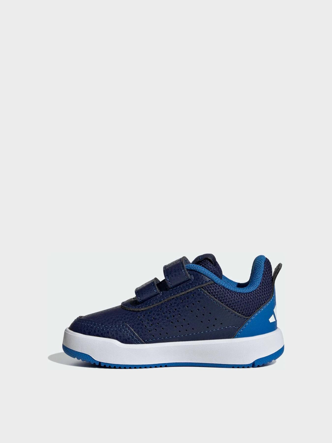 Кроссовки Adidas модель KJ9762 Кроссовки Adidas модель KJ9762 Фото