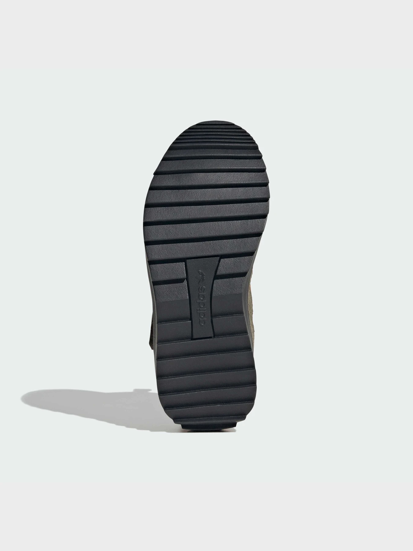 Ботинки и сапоги Adidas Superstar модель KH9792 Ботинки и сапоги Adidas Superstar модель KH9792 Фото