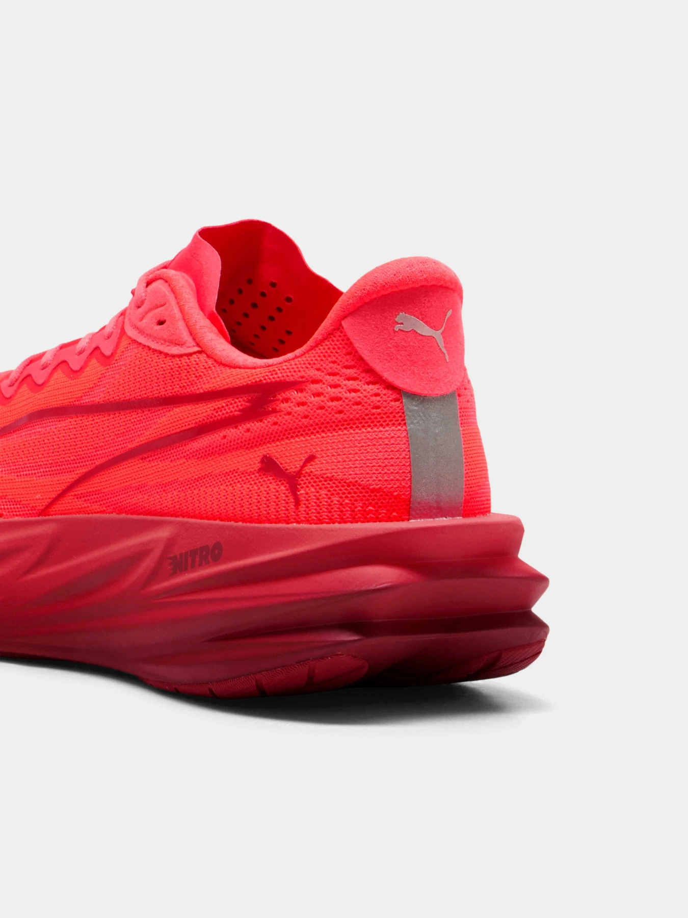 Кросівки PUMA Deviate Pure Nitro модель 313904 Фото